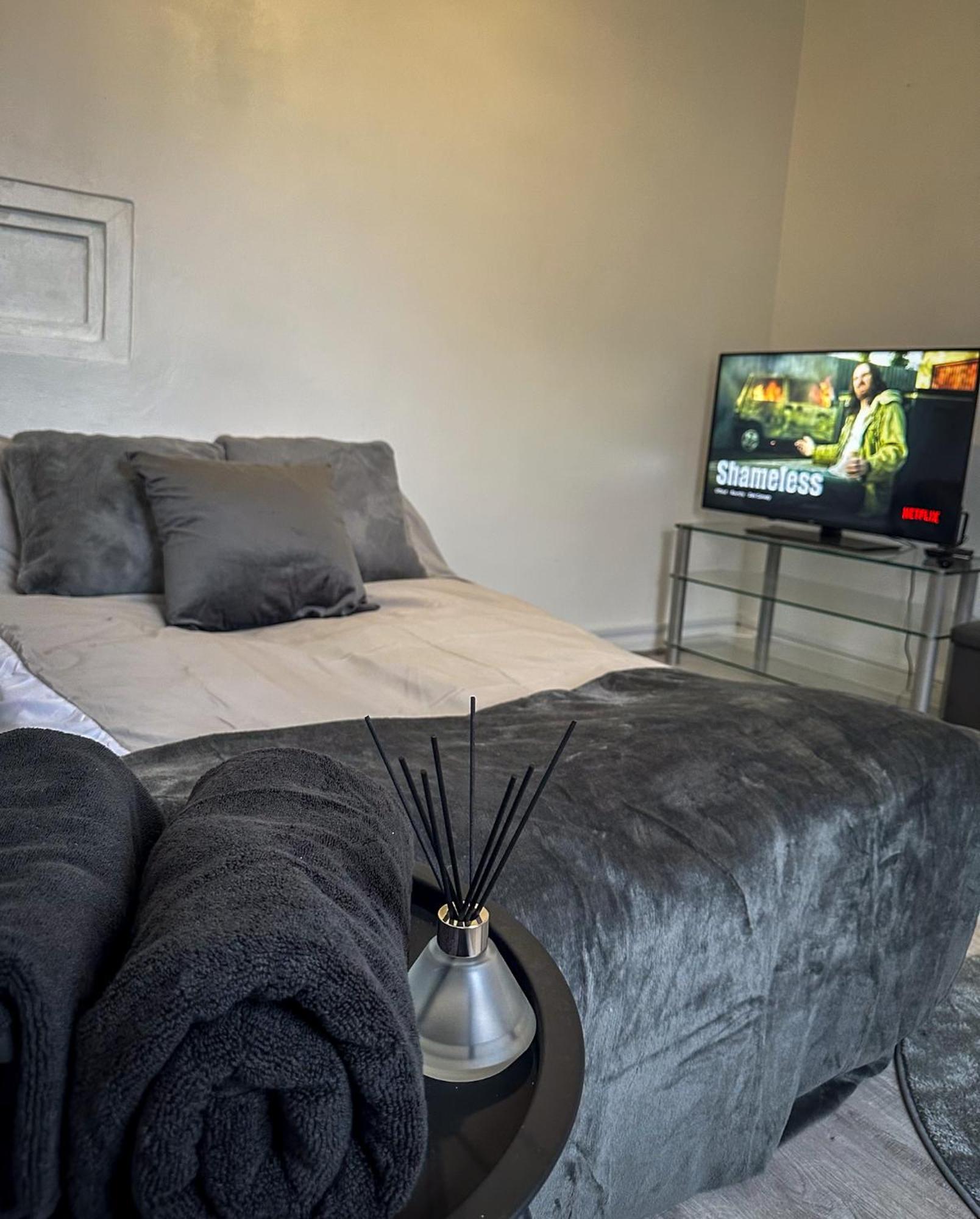 A Stylish Central Apartment In The Heart Of The City Бирмингем Экстерьер фото